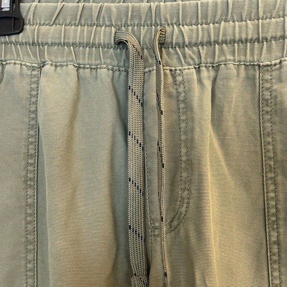 Maurices size 12 cotton/lyocell olive green, cargo pants - Picture 4 of 8
